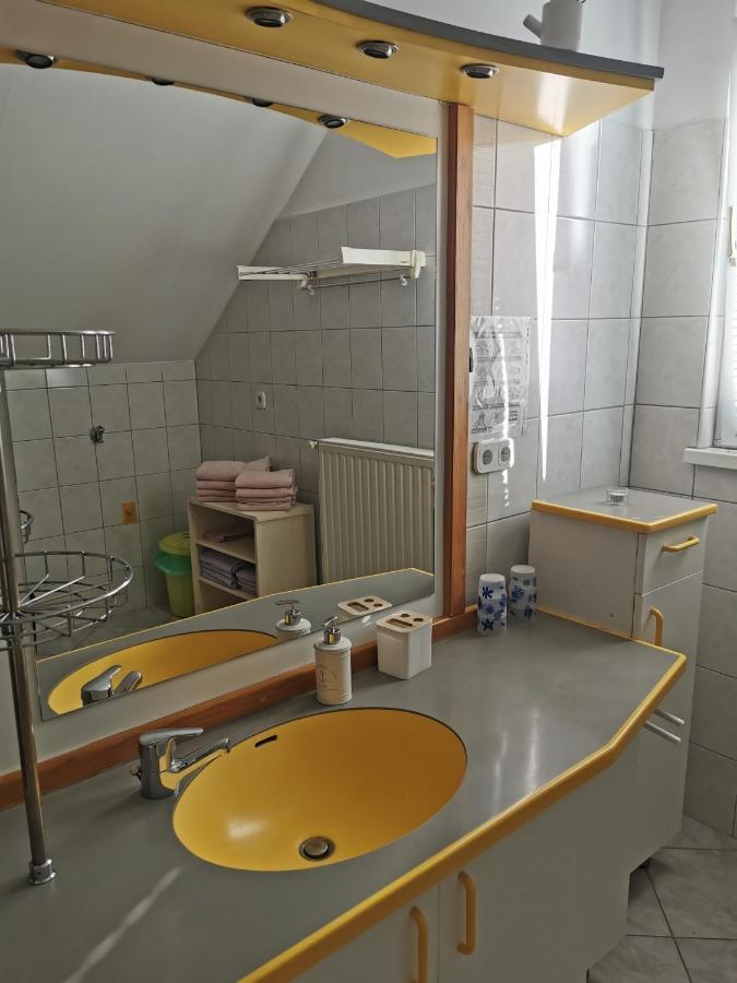 APARTMAN i SOBA HADELA Sveti Martin Na Muri Exteriör bild