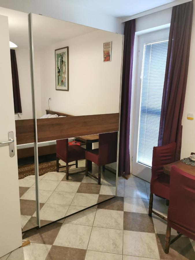 APARTMAN i SOBA HADELA Sveti Martin Na Muri Exteriör bild