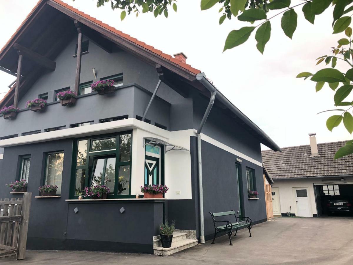 APARTMAN i SOBA HADELA Sveti Martin Na Muri Exteriör bild